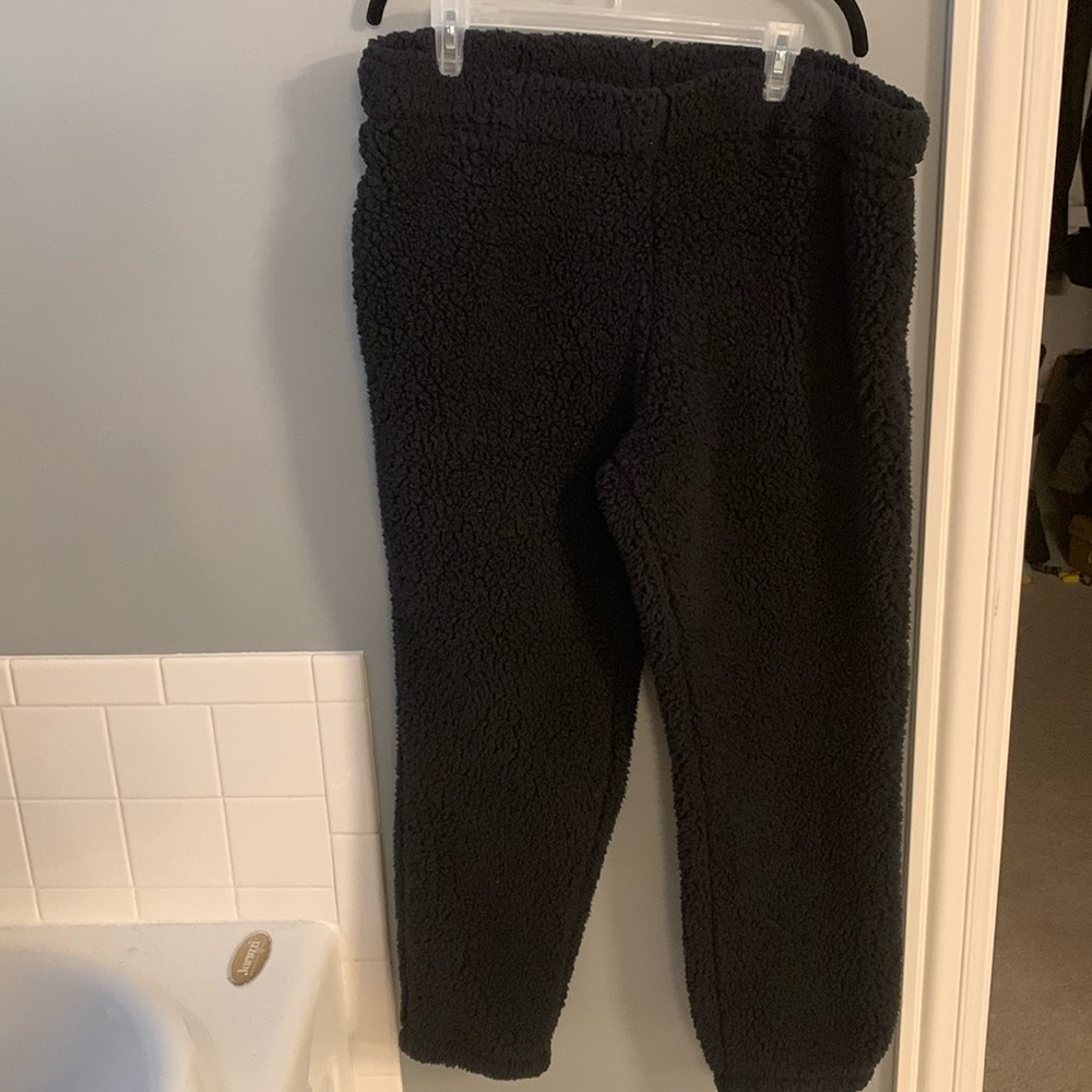 GILI Sherpa black pants size L